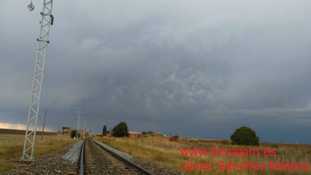 Se acercaba una gran tormenta que hizo que se paralizase todas las circulaciones durante unas horas.